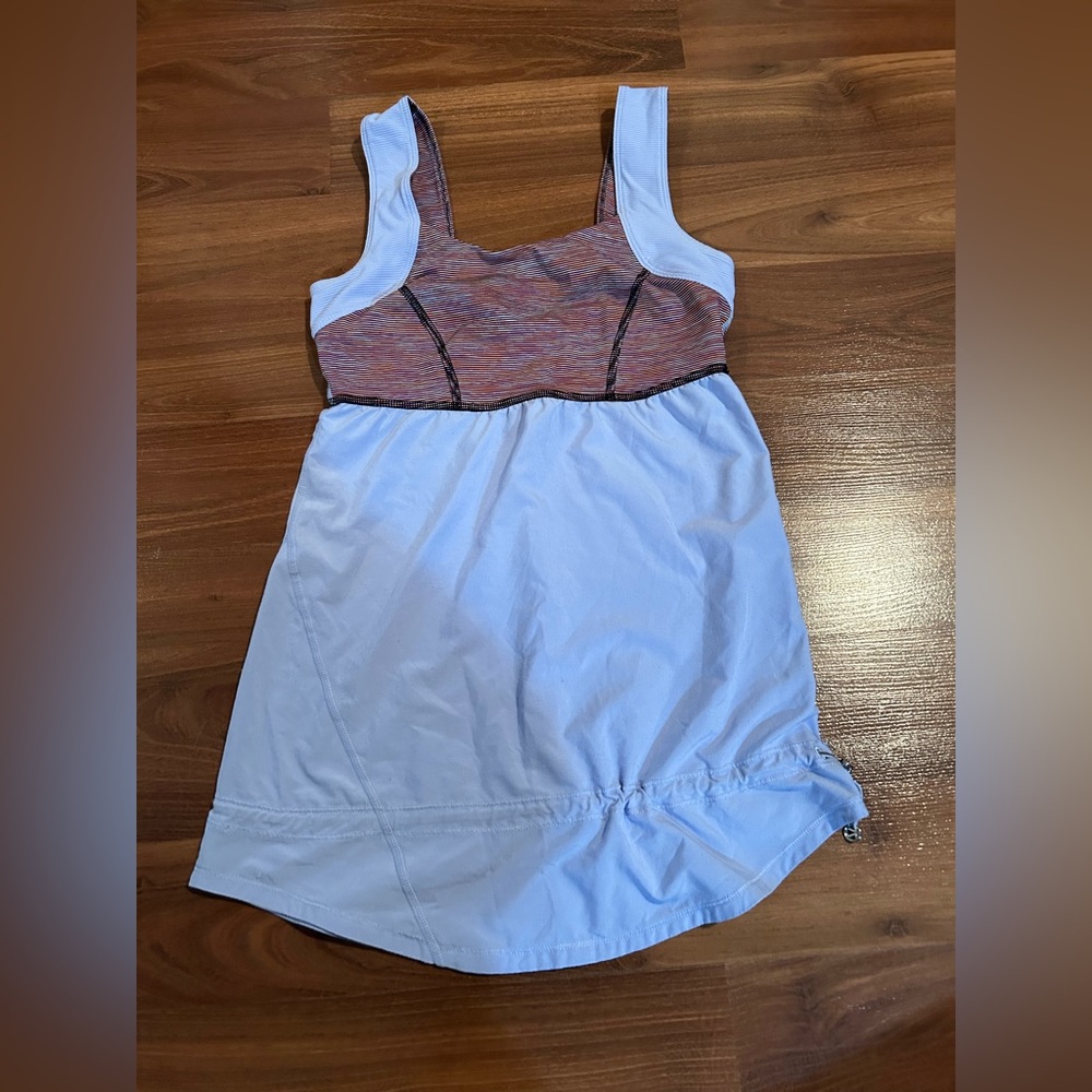 Lululemon tank size 2